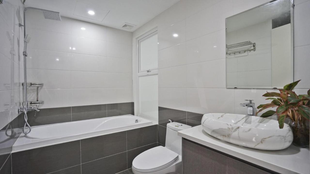 Luxe Paradise Residence 32 To Ngoc Van Hanoi Dış mekan fotoğraf
